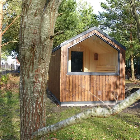 Slowinskie Tarasy Holiday home Smoldzinski Las